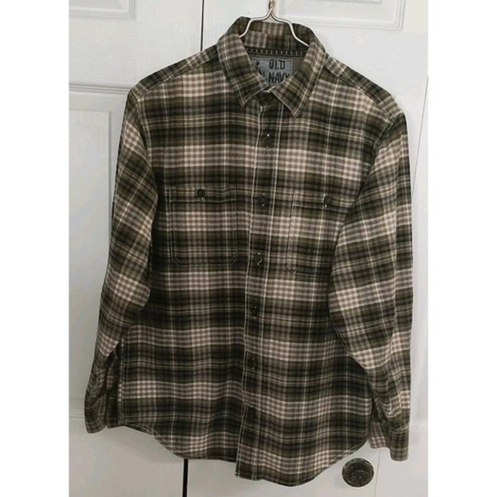 Old Navy Men's Plaid Flannel Pocket Shirt